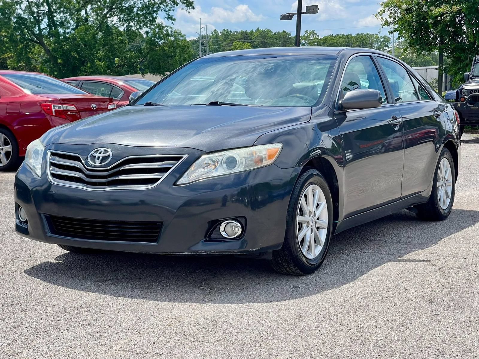 Used 2011 Toyota Camry XLE w/ XLE Extra-Value Pkg #2
