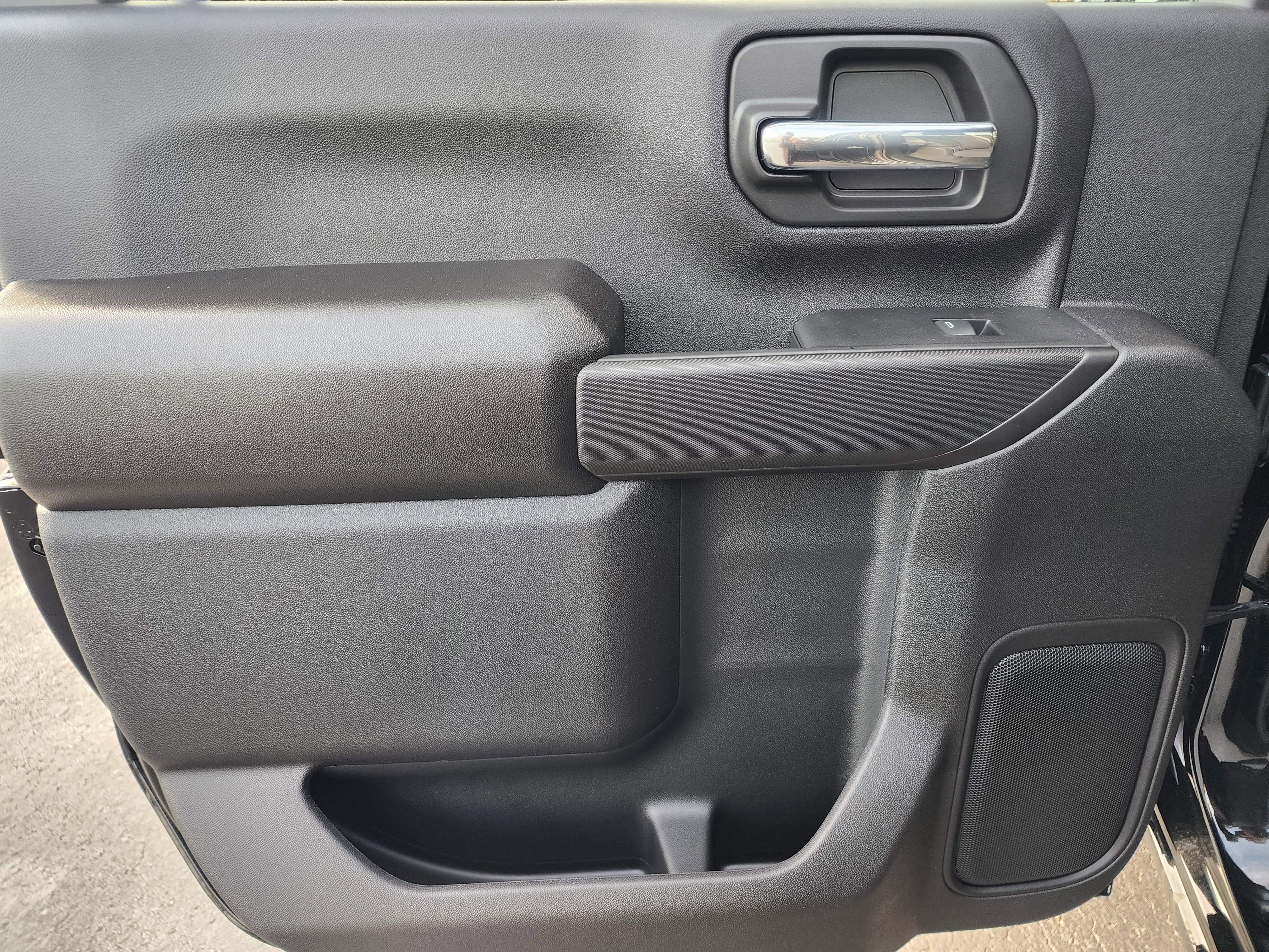 New 2026 Chevrolet Silverado 2500 Custom w/ Custom Value Package image 18