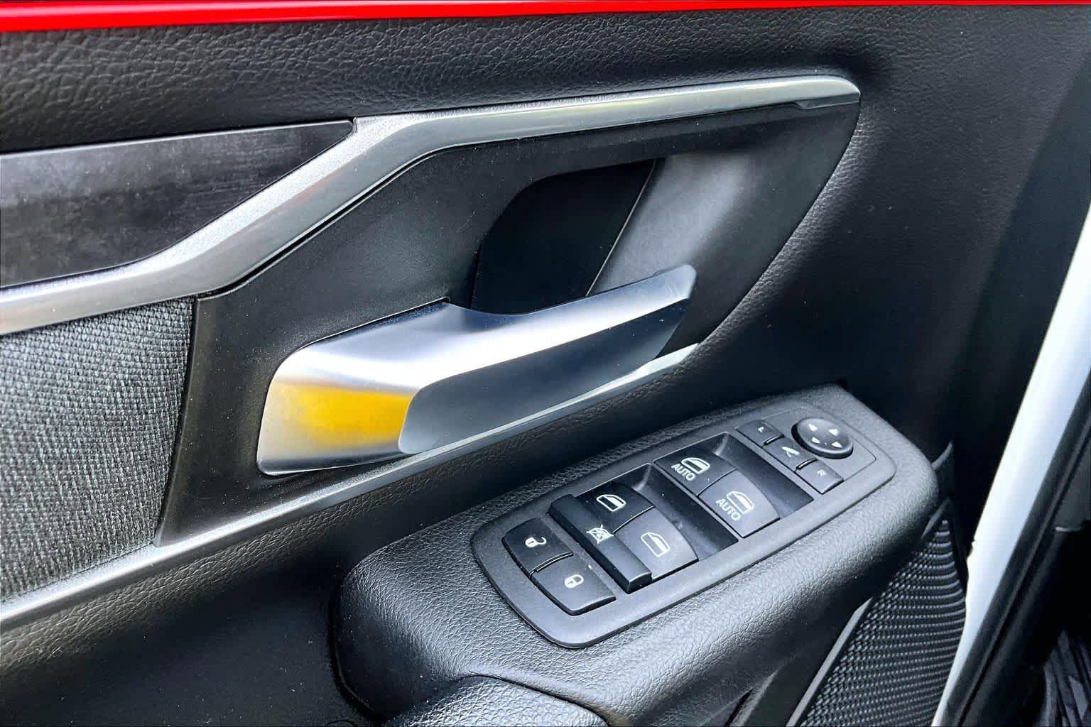 Used 2022 RAM 1500 Big Horn AWD/4WD image 31