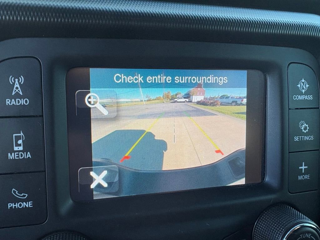 Used 2020 Jeep Gladiator Sport w/ Quick Order Package 24S image 28