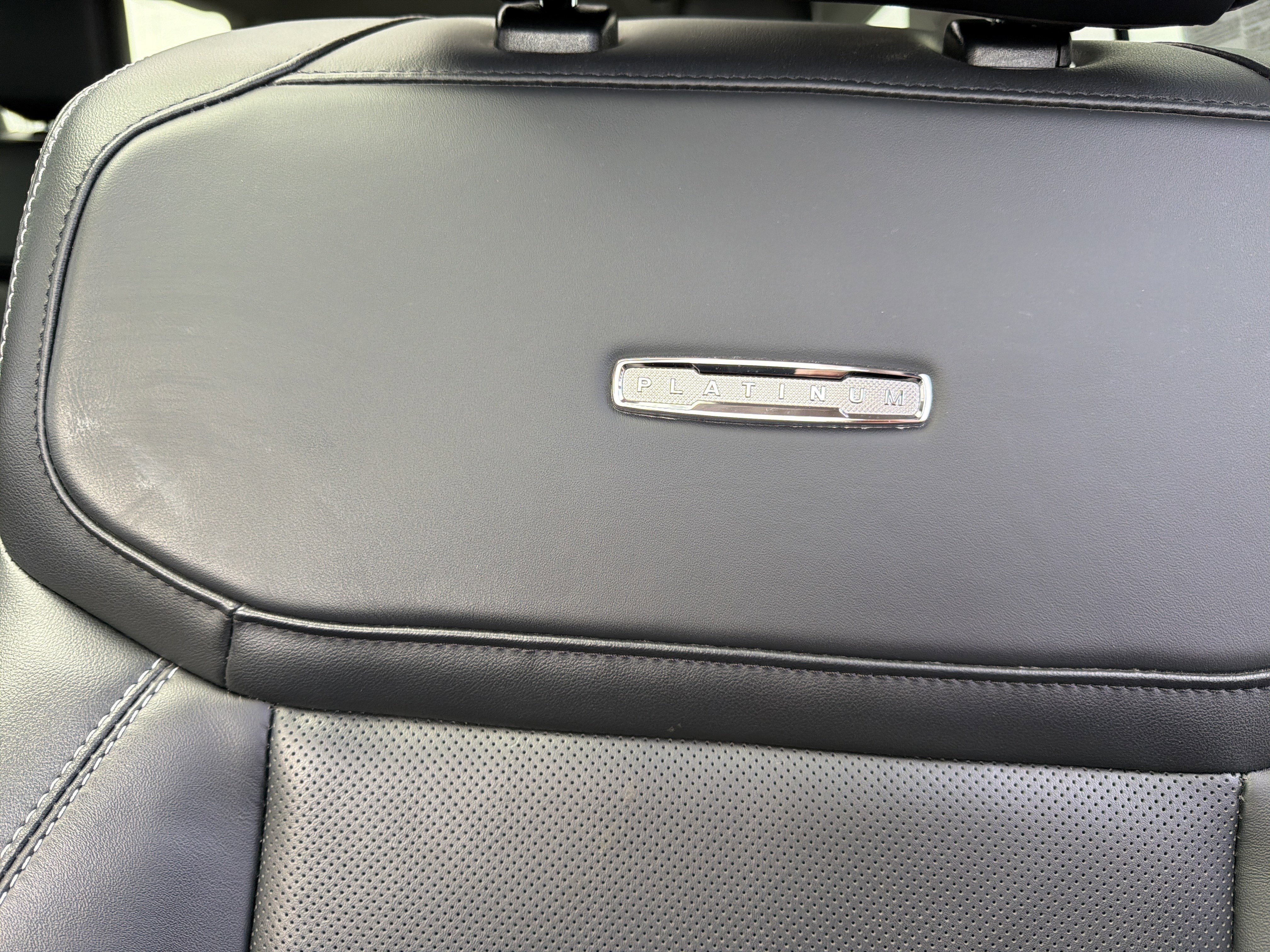 Used 2025 Ford Expedition Max Platinum AWD/4WD image 28