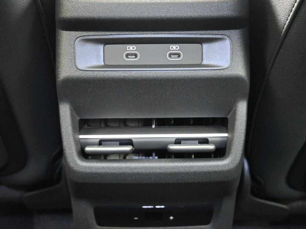 New 2026 Audi Q3 quattro 2.0T image 21