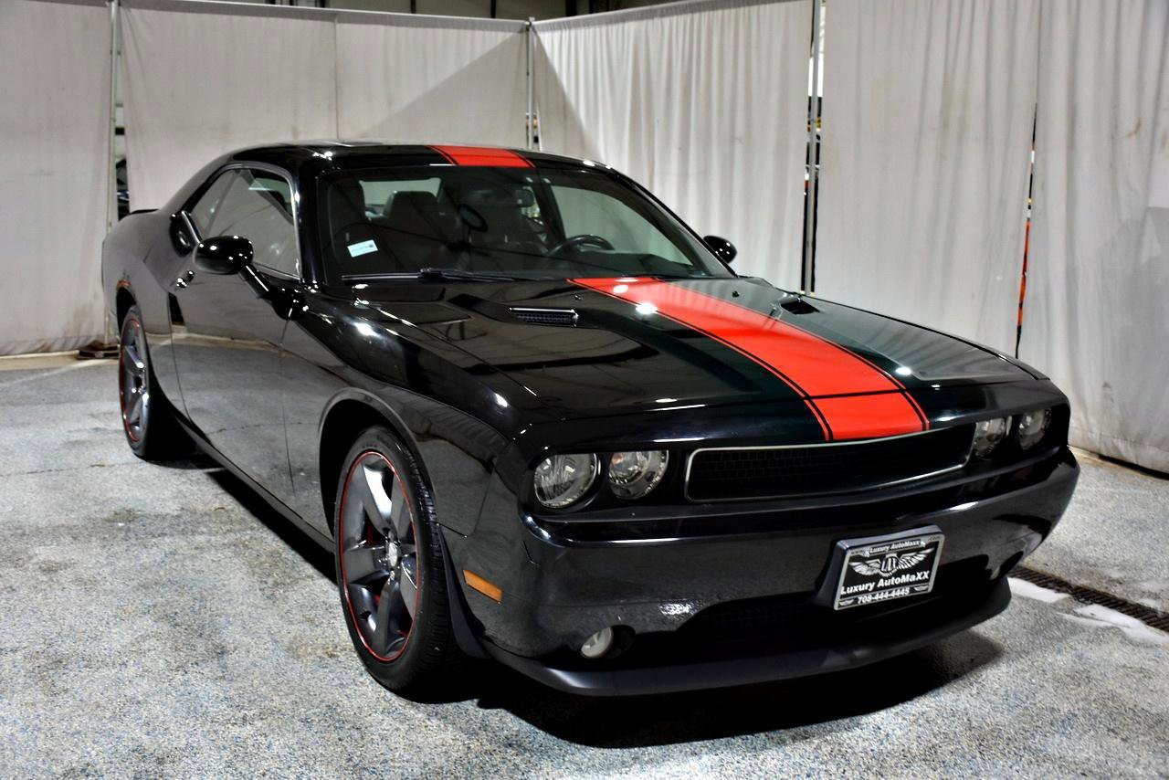 Used 2013 Dodge Challenger SXT image 4