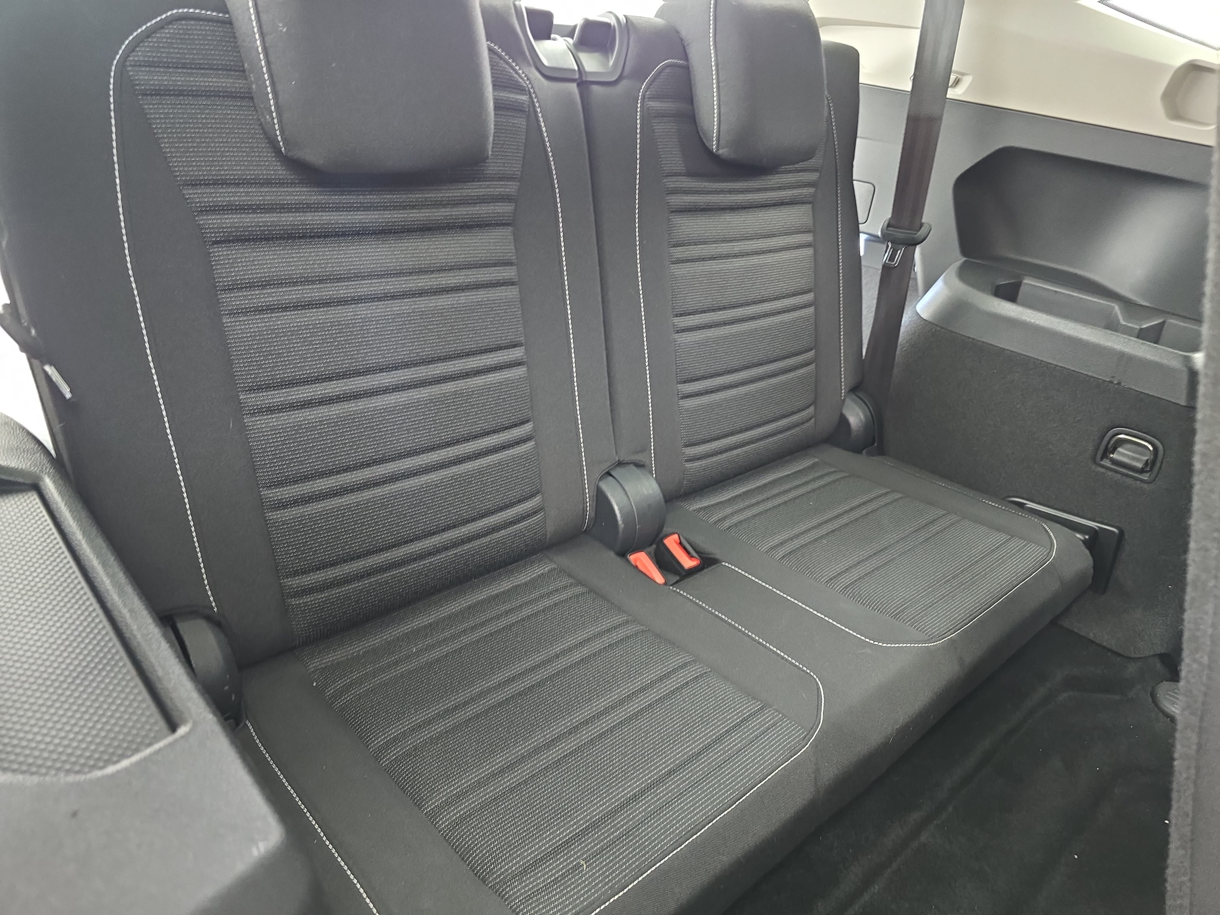 Used 2023 Volkswagen Tiguan S FWD image 12