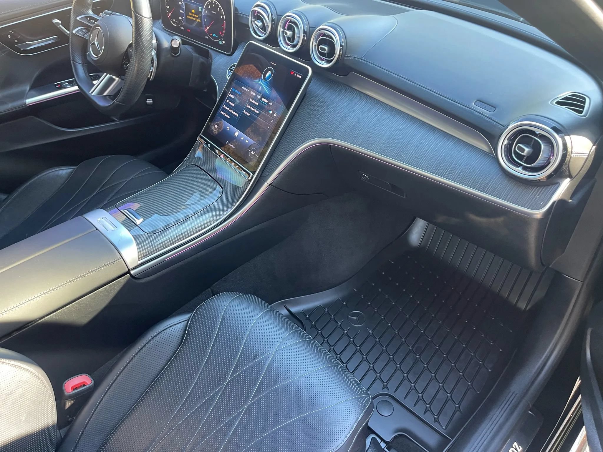 Used 2022 Mercedes-Benz C 300 Sedan image 14
