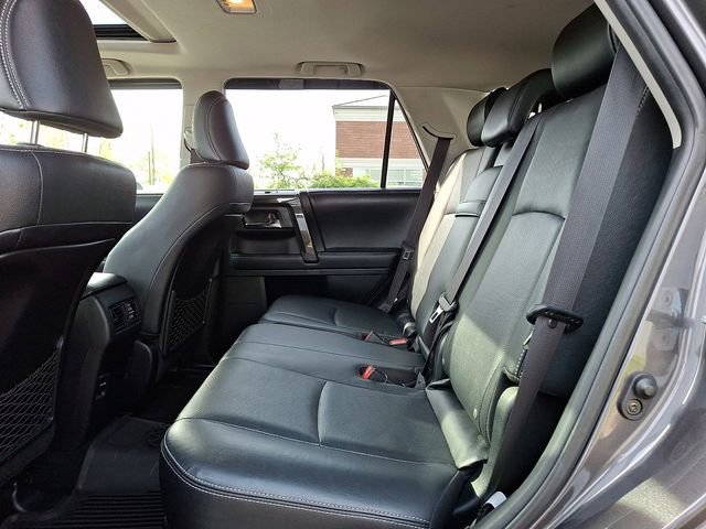 Used 2018 Toyota 4Runner Limited AWD/4WD image 10