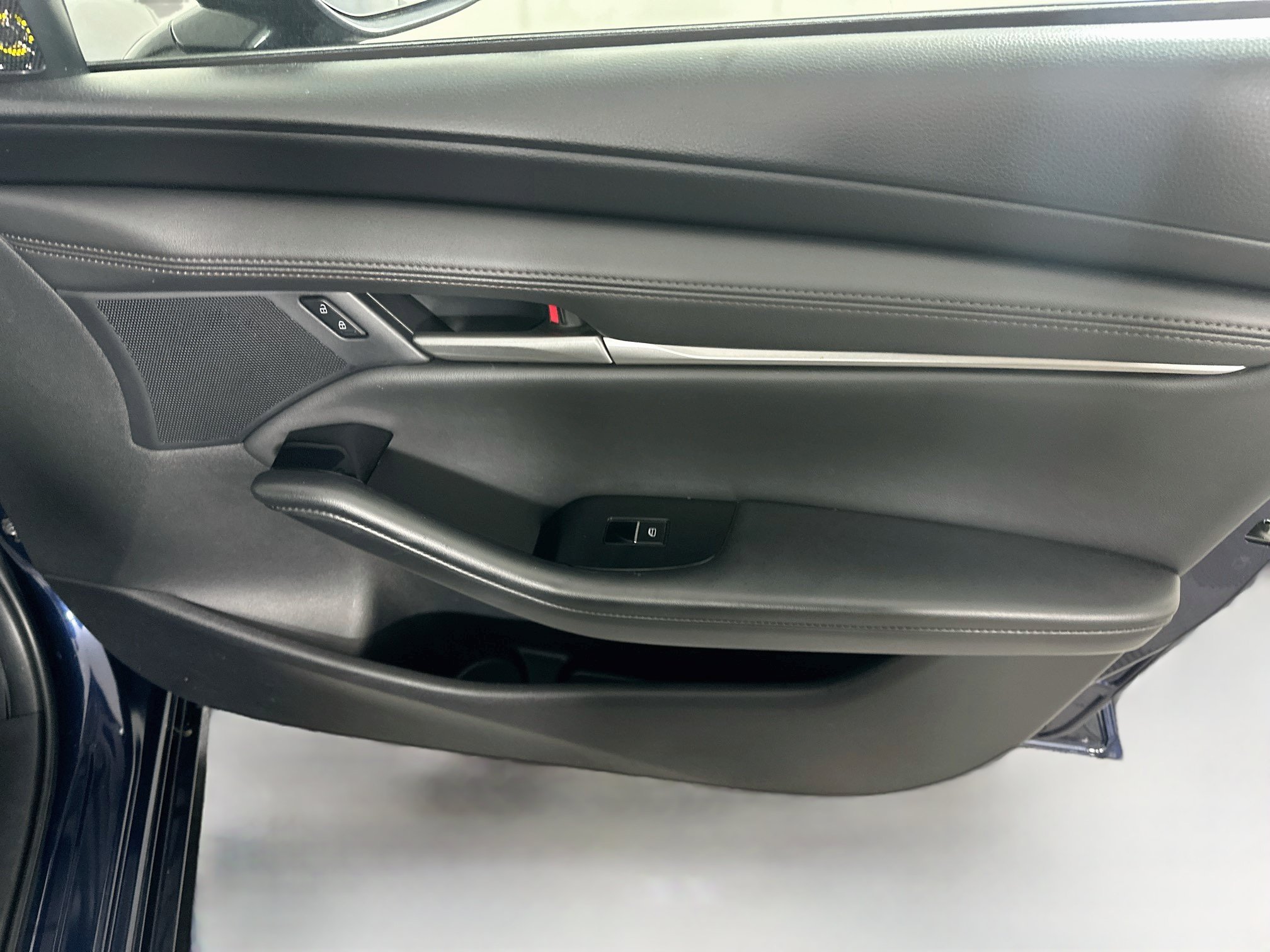 Used 2024 MAZDA MAZDA3 s FWD image 30