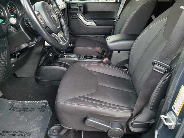 Used 2017 Jeep Wrangler Unlimited Rubicon image 17