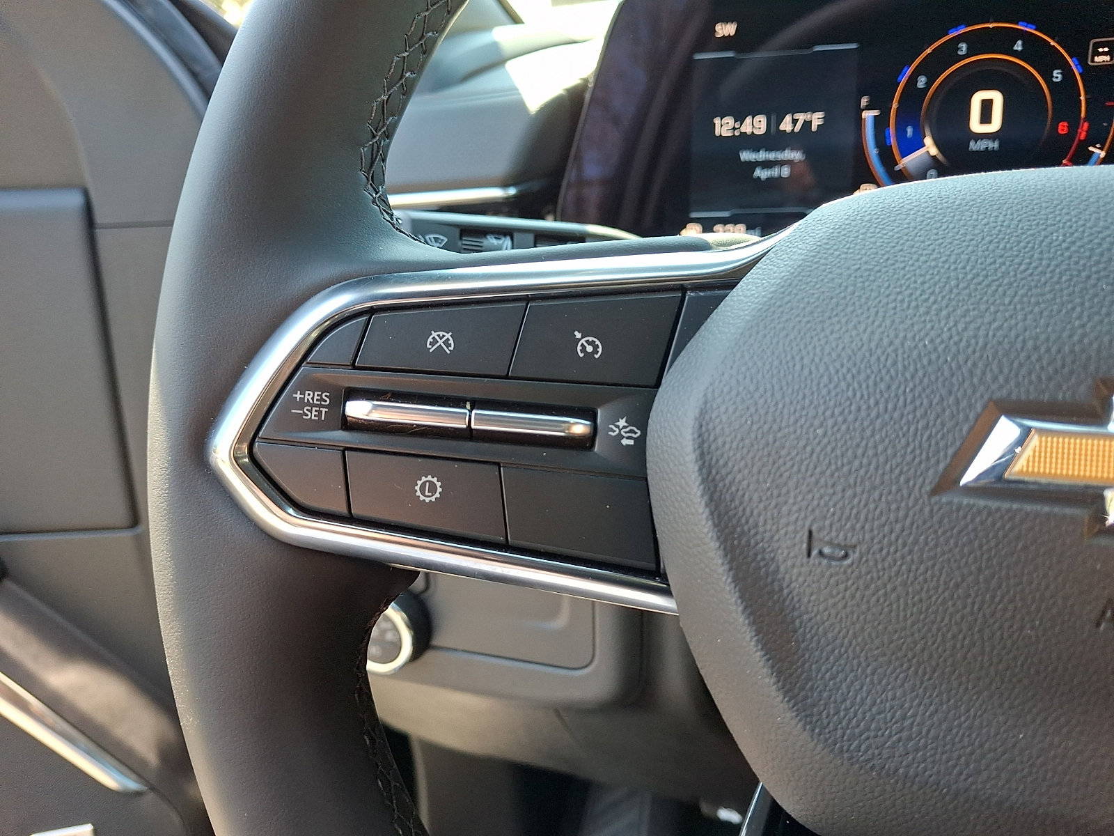Used 2025 Chevrolet Tahoe High Country AWD/4WD image 19