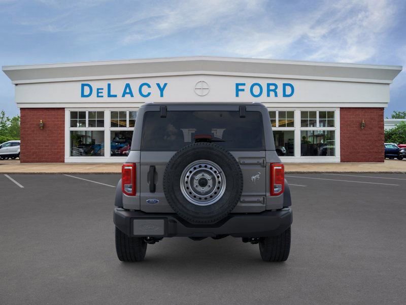 New 2025 Ford Bronco 4-Door image 5