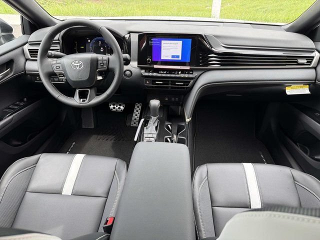 New 2026 Toyota Camry Hybrid FWD image 22