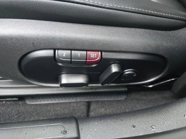 Used 2019 MINI Cooper Clubman S w/ Premium Package image 27