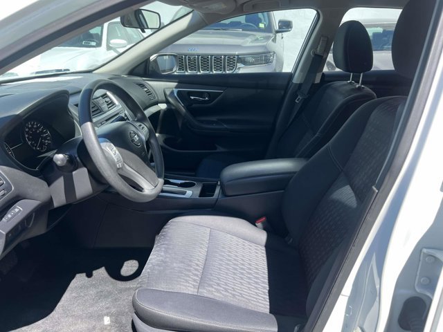 Used 2017 Nissan Altima 2.5 S w/ Power Driver Seat Package FWD image 12