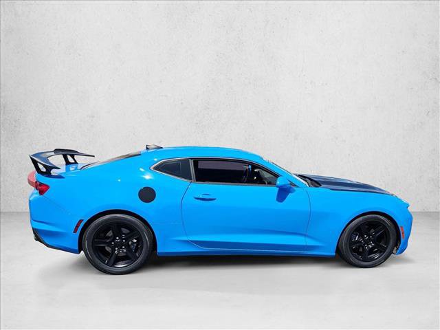 Used 2023 Chevrolet Camaro LT w/ Technology Package RWD image 4