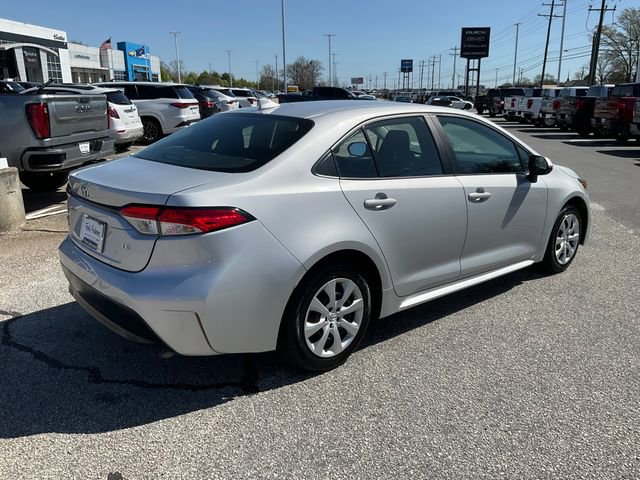 Used 2024 Toyota Corolla LE image 21