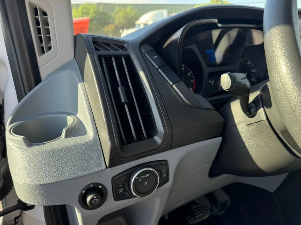 Used 2019 Ford Transit 250 148 Medium Roof image 16