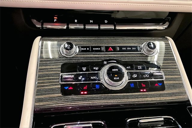 Used 2024 Lincoln Aviator Black Label w/ Dynamic Handling Package image 29