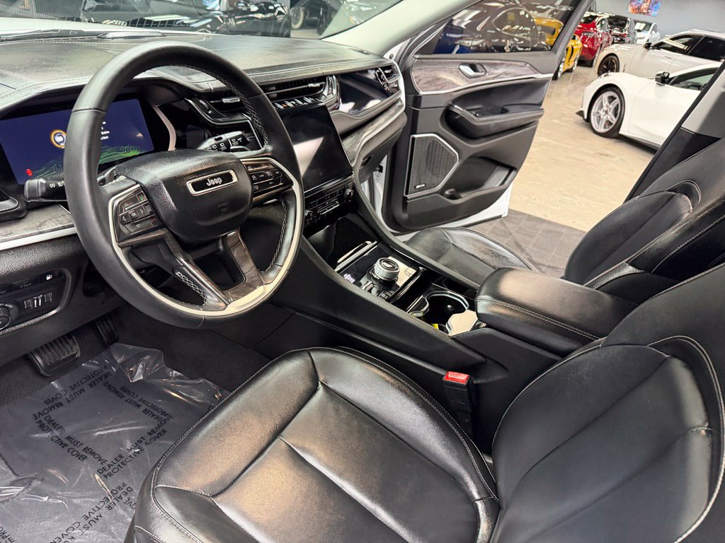 Used 2022 Jeep Grand Cherokee Limited 4xe AWD/4WD image 32