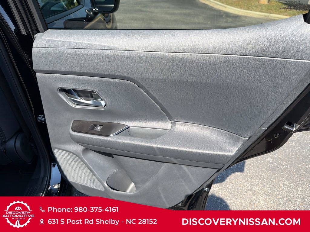 New 2026 Nissan Kicks SV w/ SV Premium Package FWD image 38