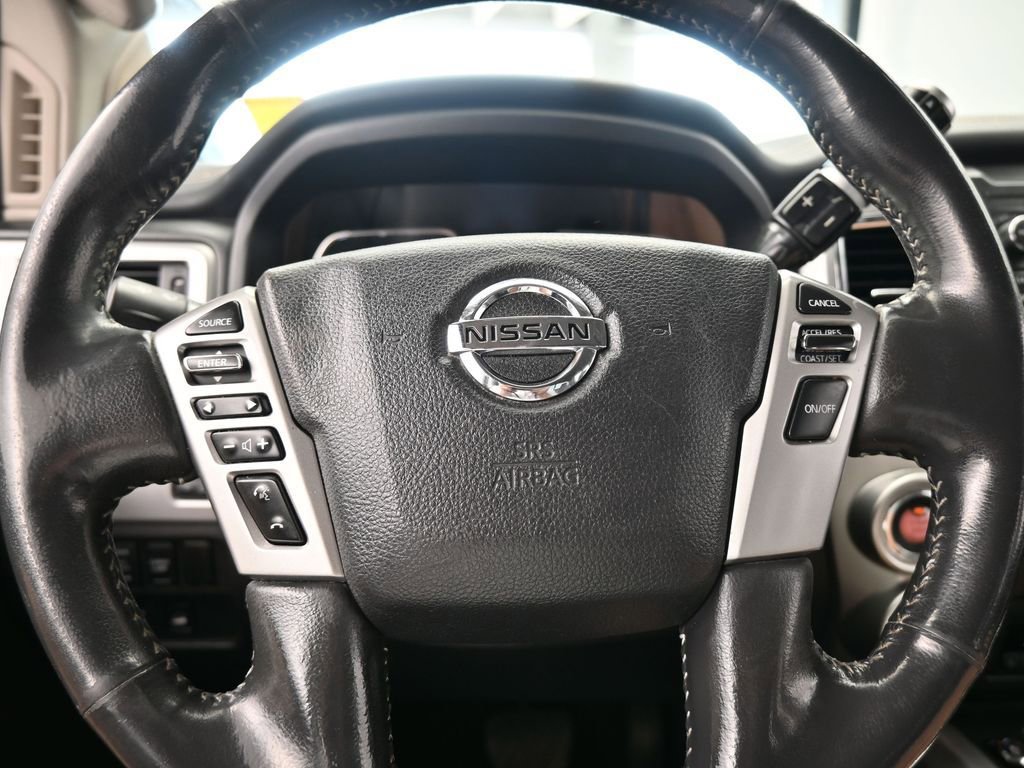 Used 2018 Nissan Titan PRO-4X w/ Pro-4x Convenience Package image 33