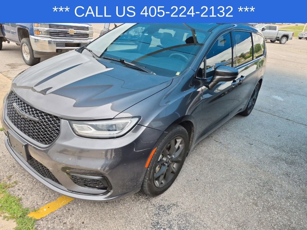 Used 2021 Chrysler Pacifica Touring w/ S Appearance Package image 1