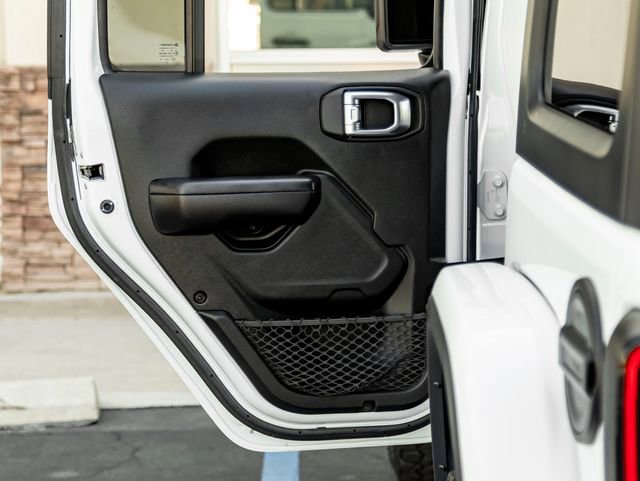 Used 2021 Jeep Wrangler Unlimited Rubicon AWD/4WD image 20