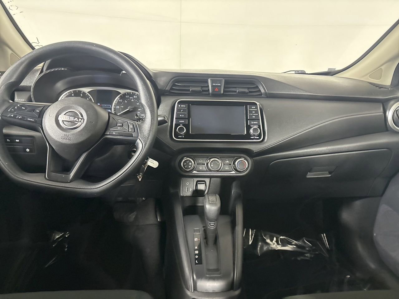 Used 2024 Nissan Versa S w/ Trunk Package image 22