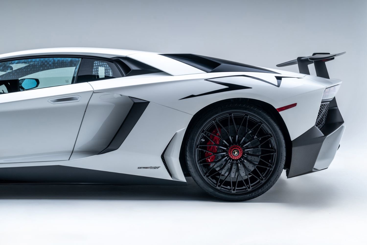 Used 2016 Lamborghini Aventador LP 750-4 Superveloce image 26