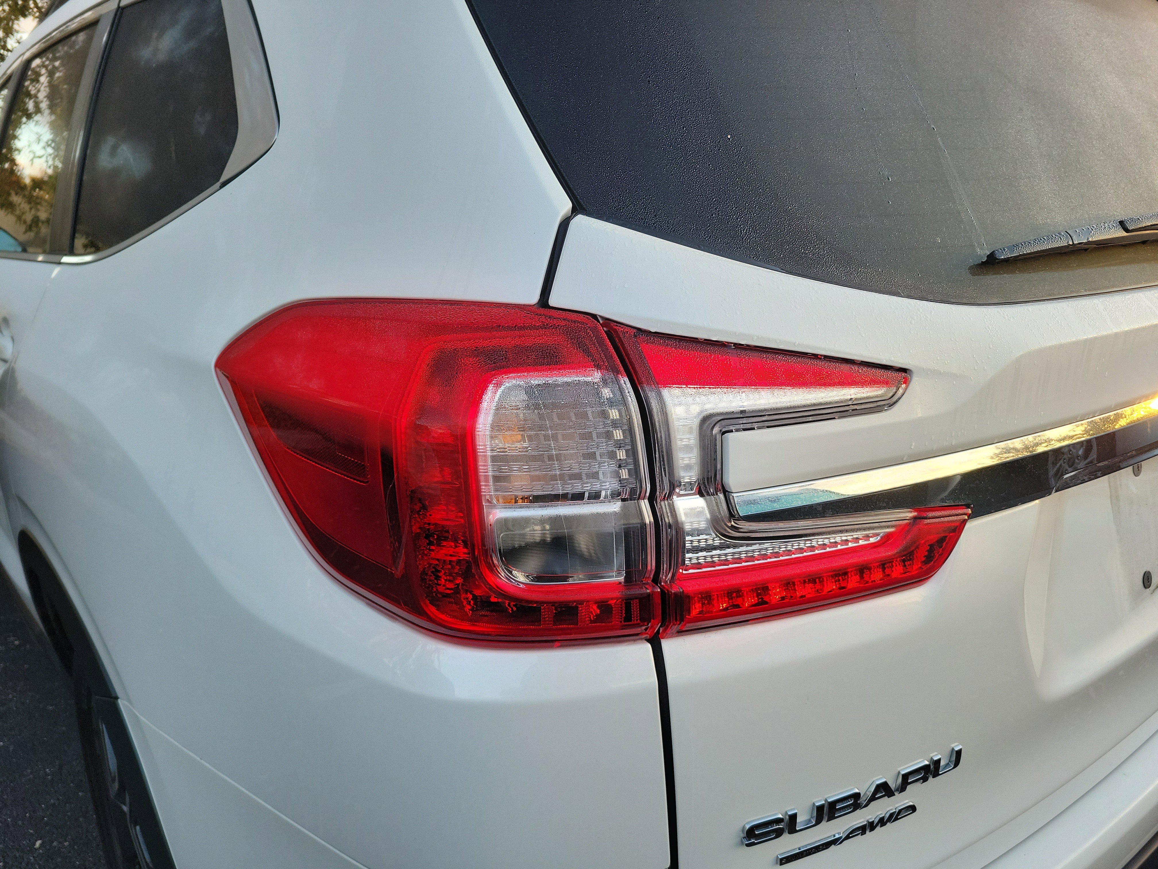 Used 2023 Subaru Ascent Limited w/ Technology Package image 8