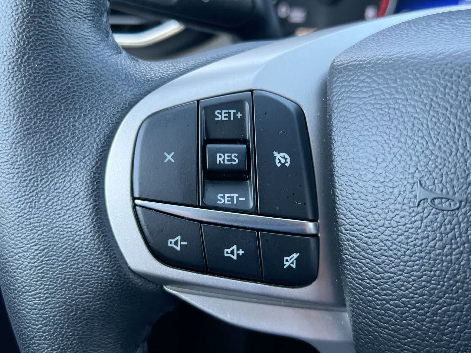 Used 2024 Ford Explorer XLT w/ Equipment Group 202A AWD/4WD image 23