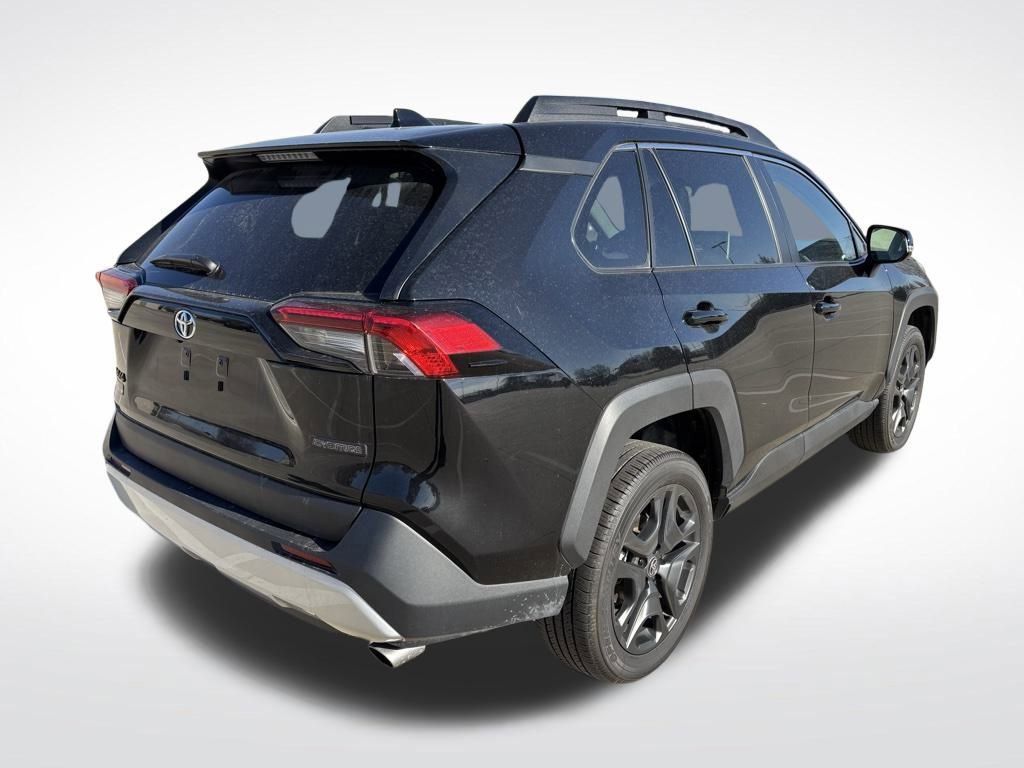 Used 2024 Toyota RAV4 Adventure image 6