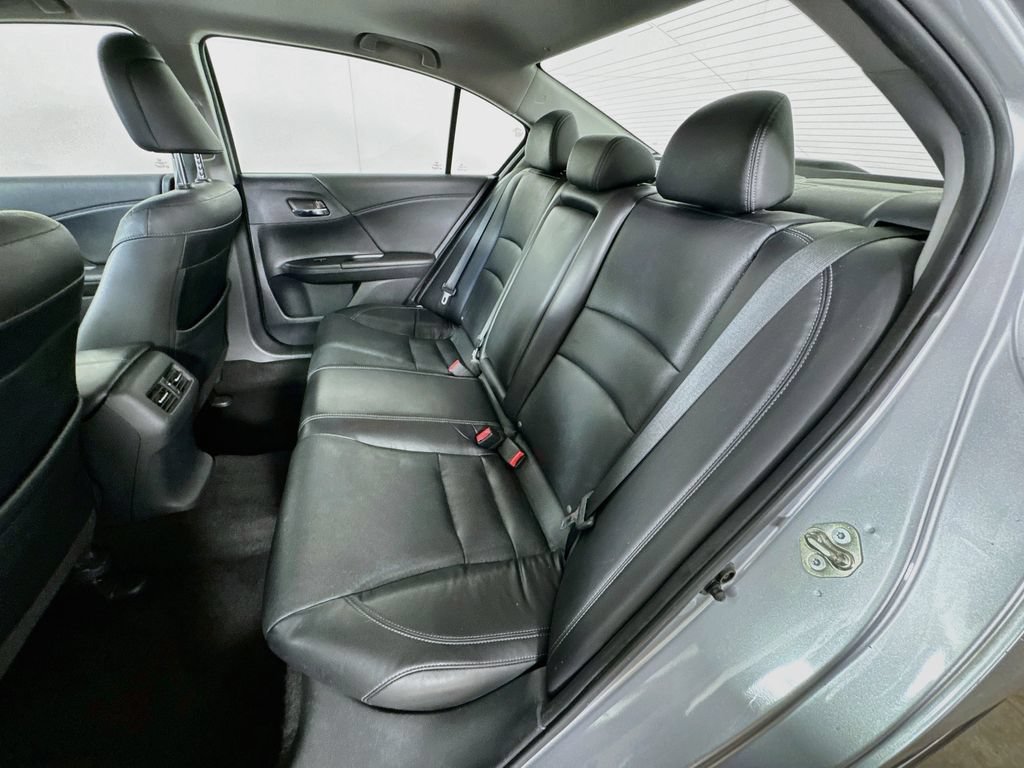 Used 2016 Honda Accord EX-L image 30