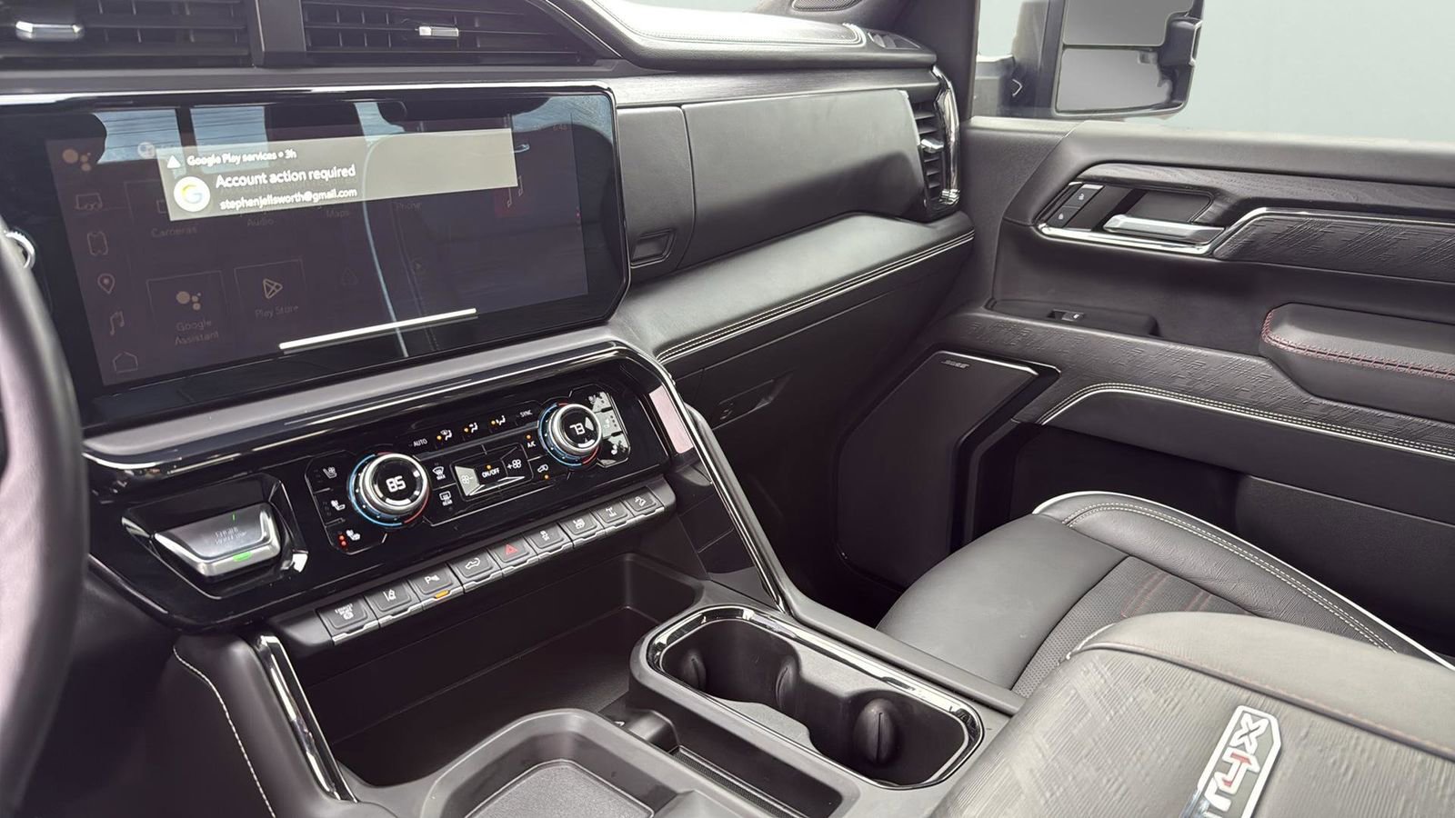 Used 2024 GMC Sierra 2500 AT4X image 20