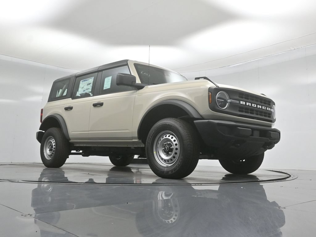 New 2026 Ford Bronco 4-Door AWD/4WD image 43