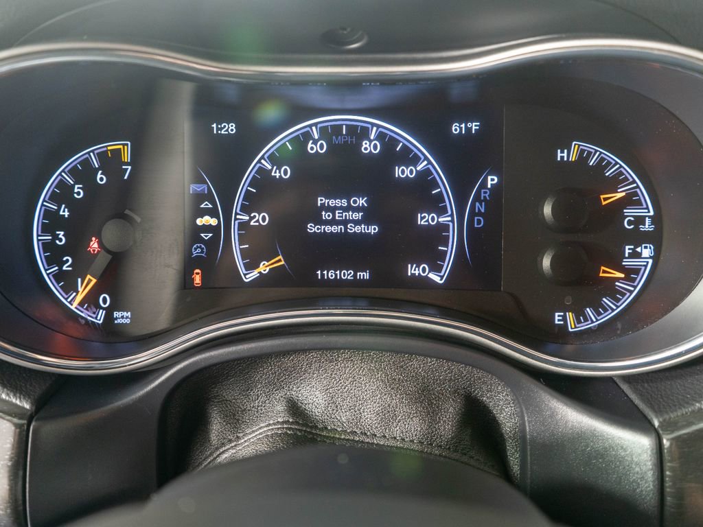 Used 2018 Jeep Grand Cherokee Altitude image 17