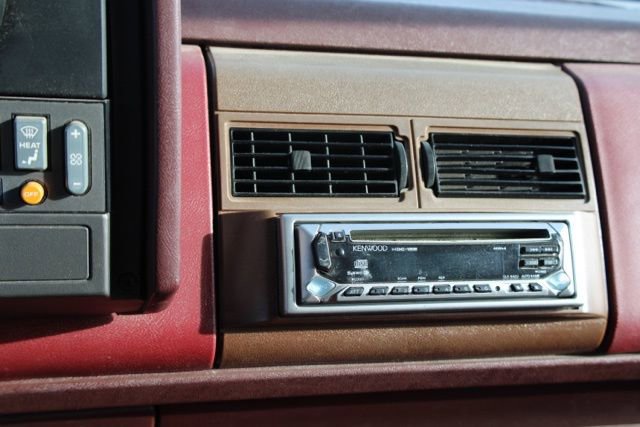 Used 1990 Chevrolet Silverado 1500 2WD Regular Cab image 20