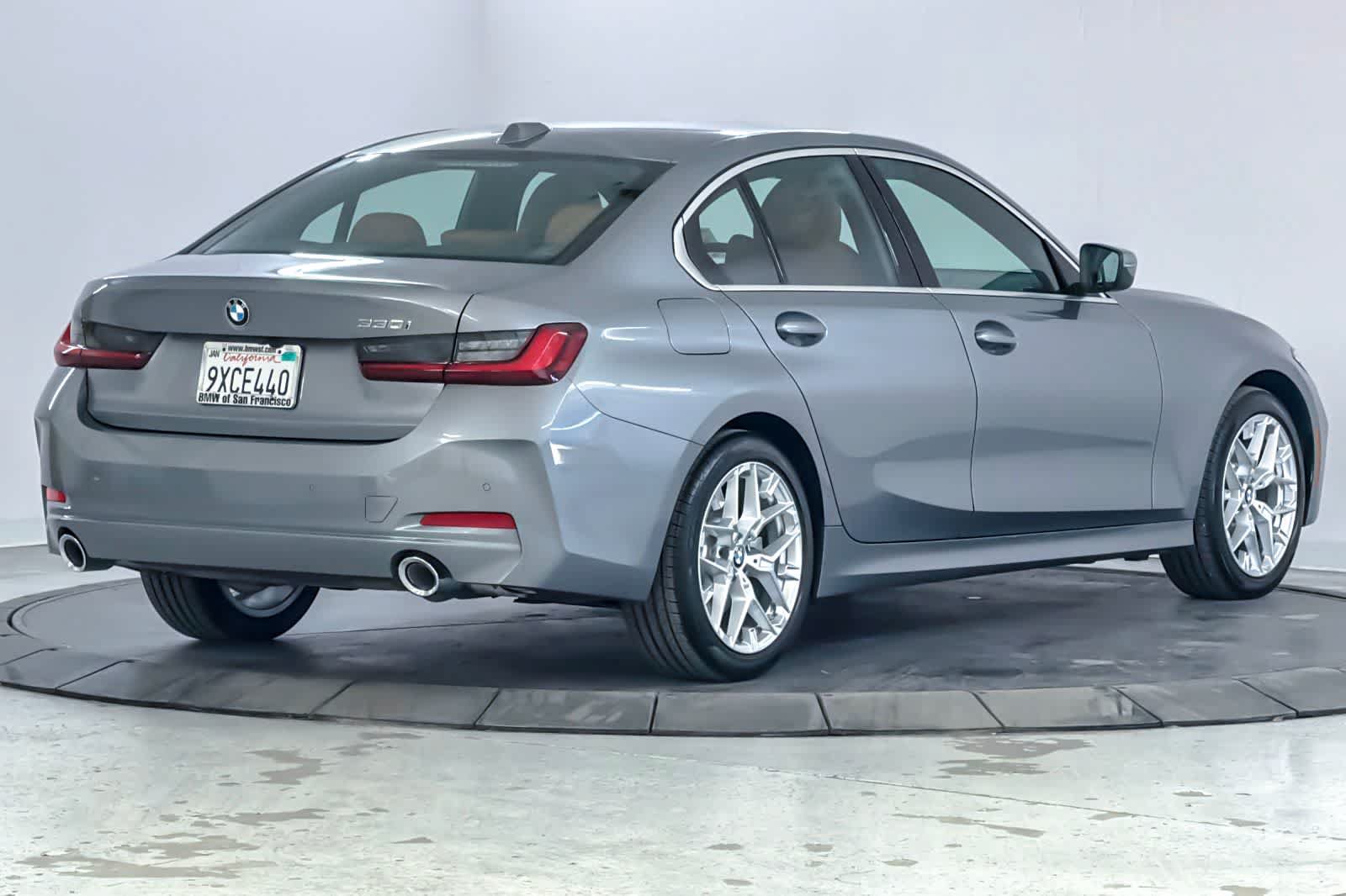 Used 2026 BMW 330i Sedan w/ Convenience Package RWD image 2