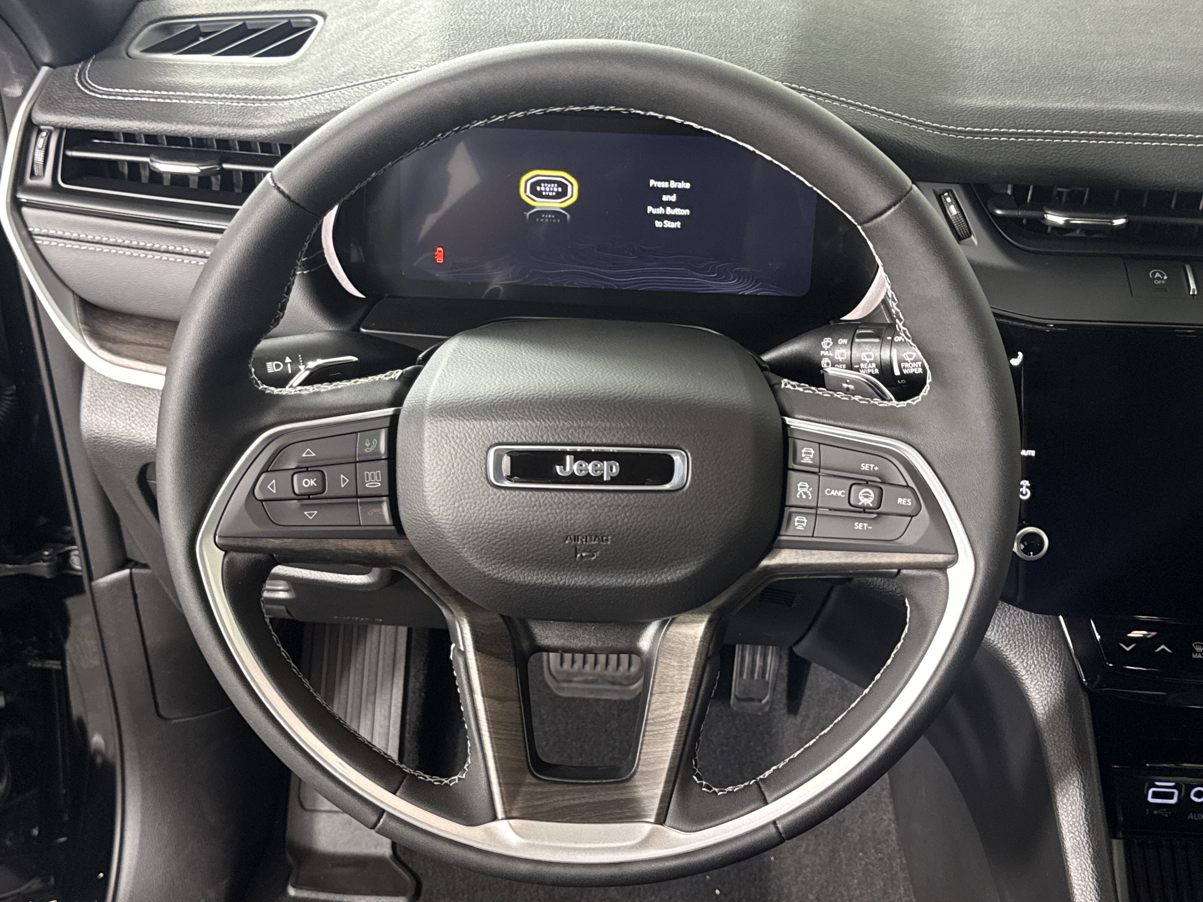 New 2027 Jeep Grand Cherokee Limited AWD/4WD image 23