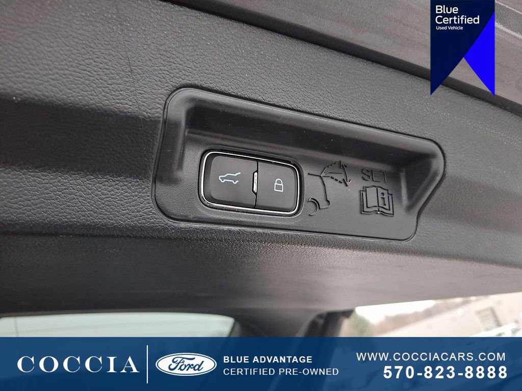 Certified 2022 Ford Explorer XLT w/ Equipment Group 202A image 29