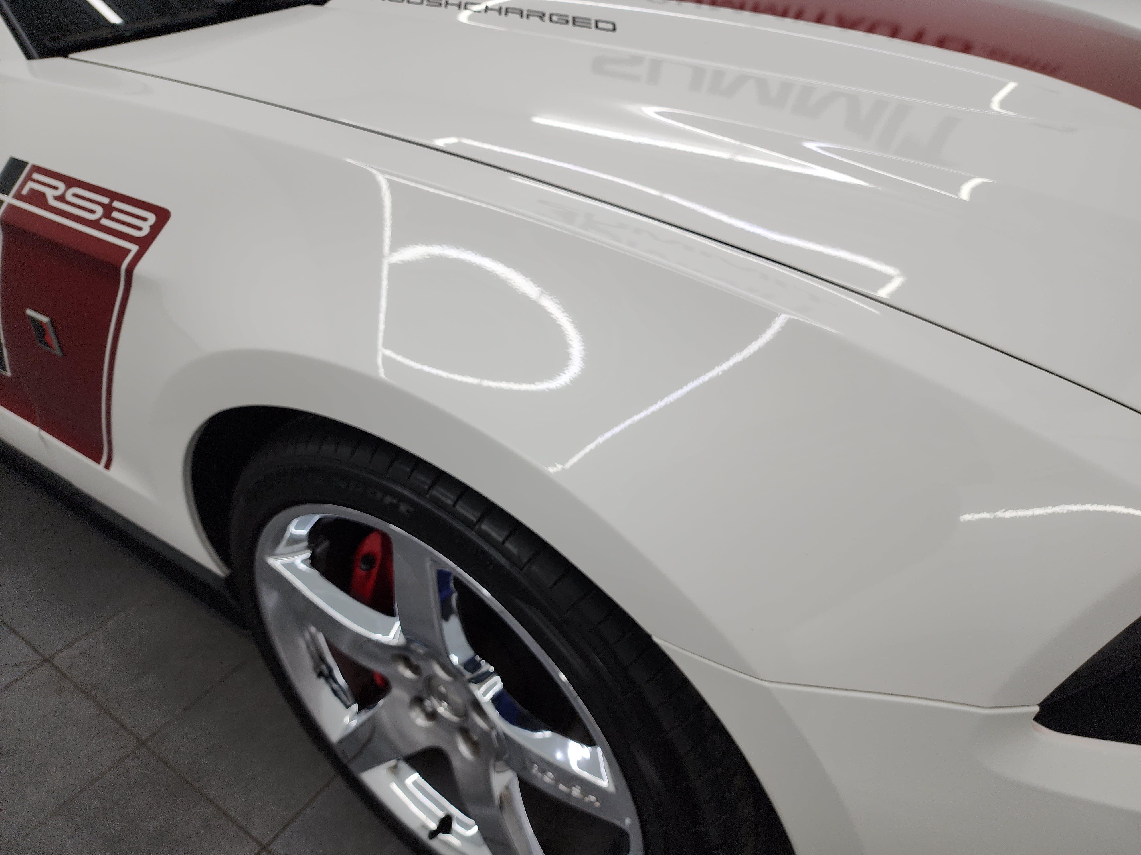 Used 2012 Ford Mustang GT Premium w/ HID Headlamps & Security Pkg RWD image 28