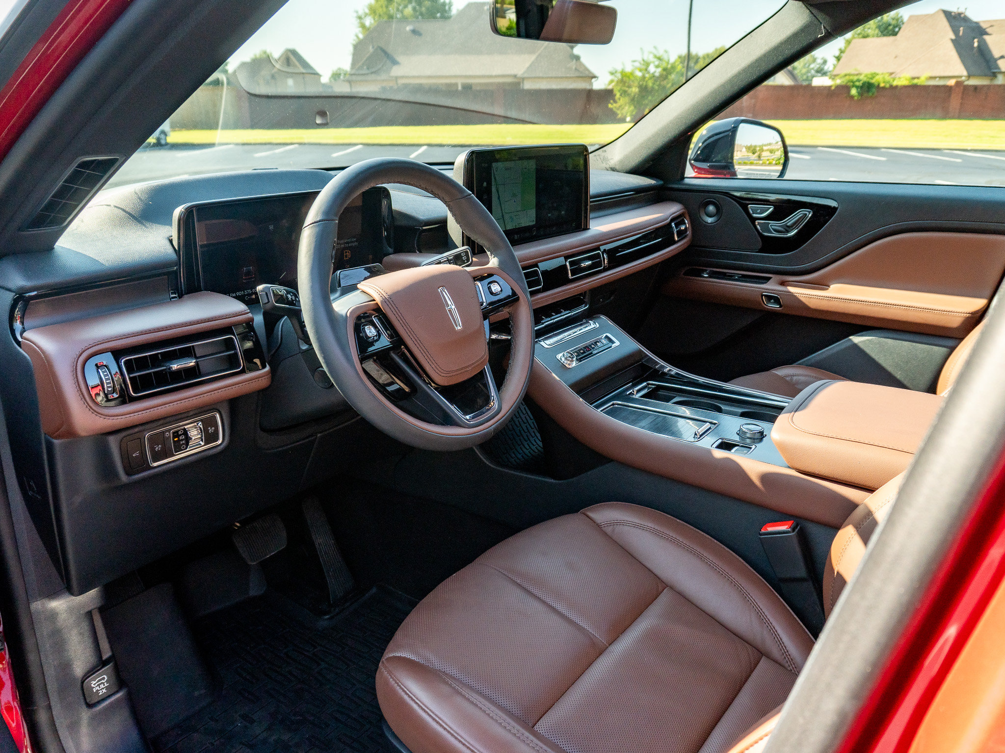 Used 2026 Lincoln Aviator Reserve AWD/4WD image 10