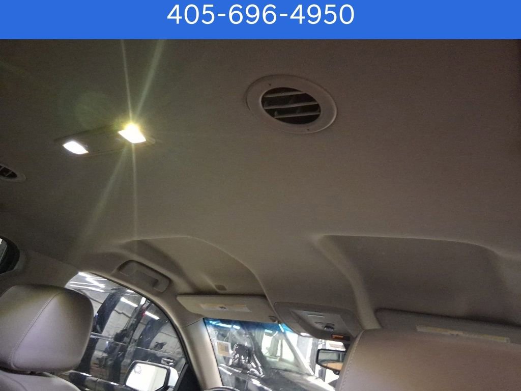 Used 2019 Chevrolet Suburban LT image 14