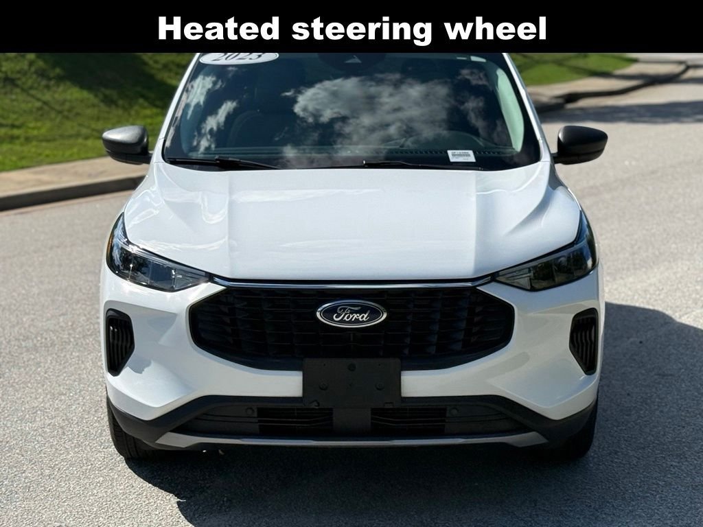 Used 2023 Ford Escape Active AWD/4WD image 7