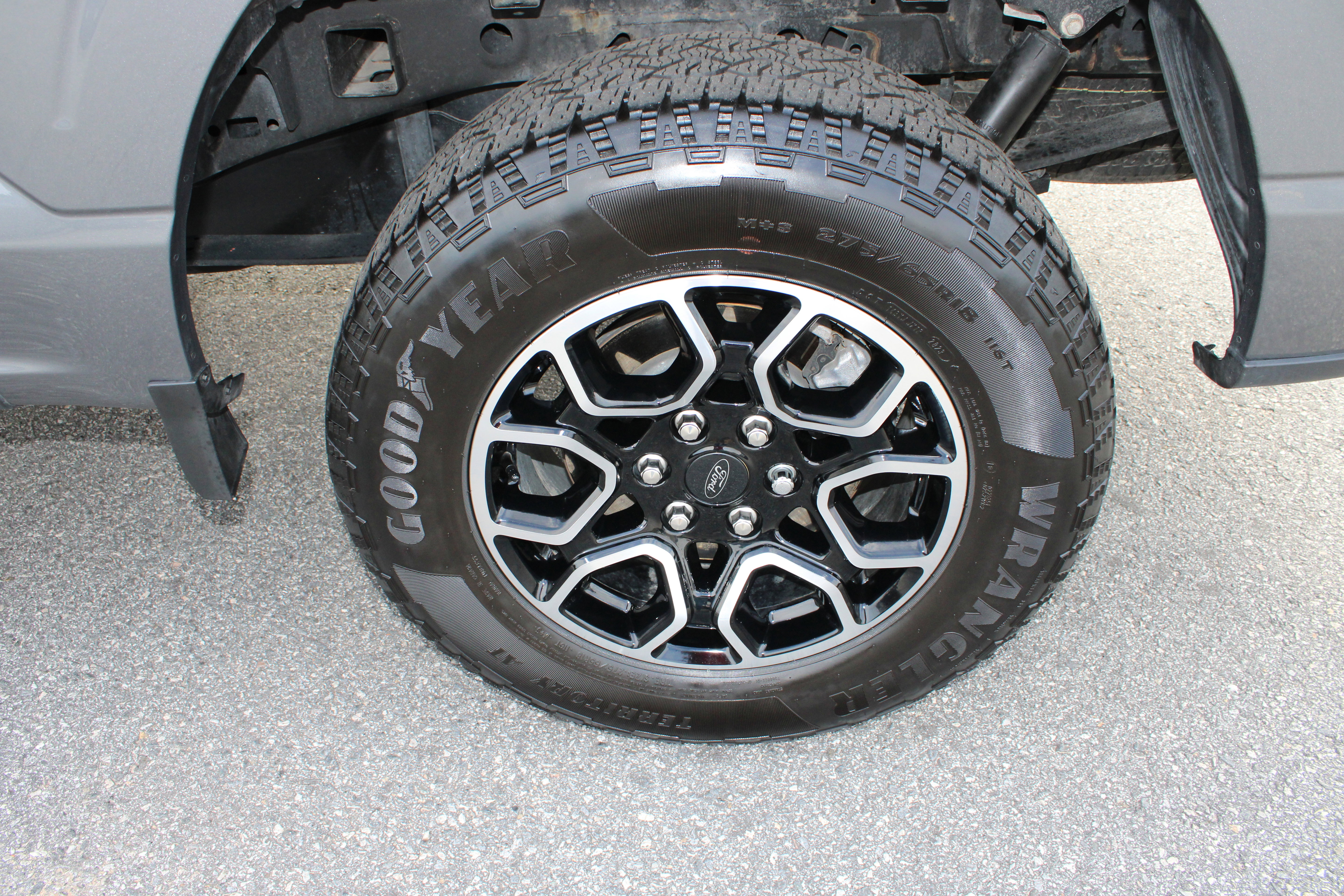 Used 2023 Ford F150 XLT w/ Equipment Group 302A High image 11