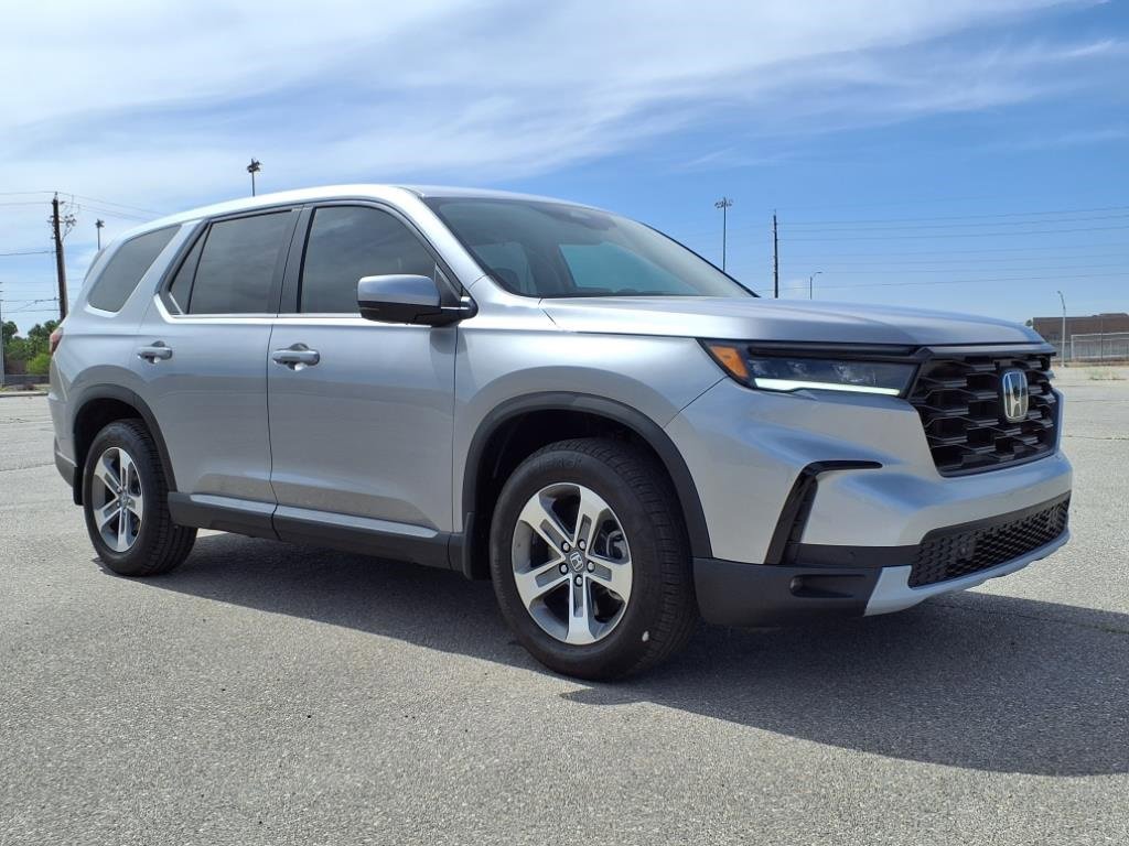 Used 2023 Honda Pilot EX-L image 2