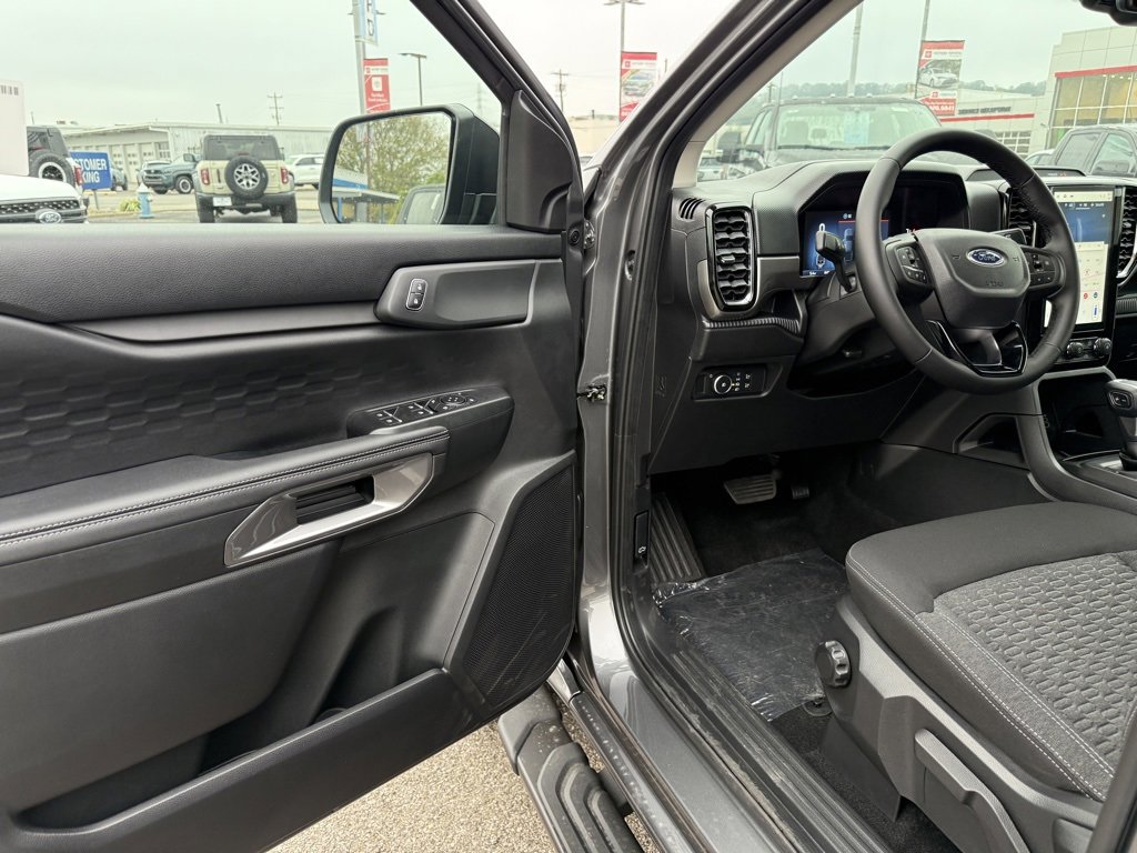 New 2025 Ford Ranger XLT w/ Trailer Tow Package image 11