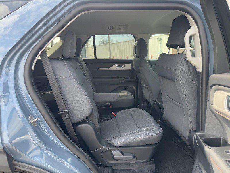 New 2026 Ford Explorer Active image 5