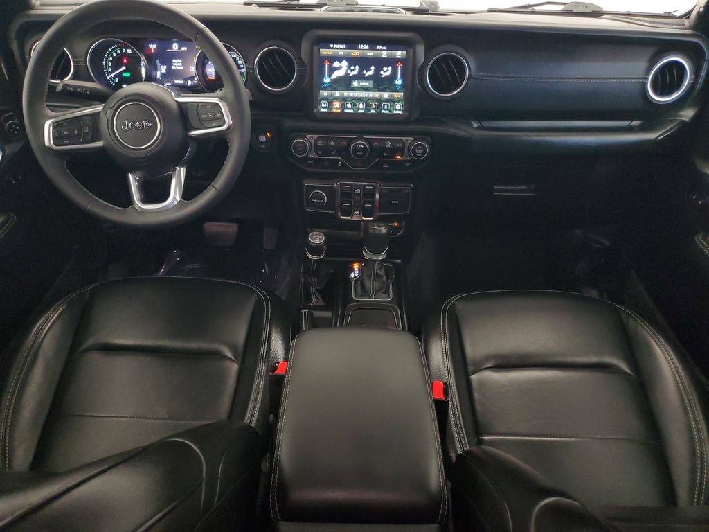 Used 2023 Jeep Wrangler Unlimited Sahara w/ Cold Weather Group AWD/4WD image 14