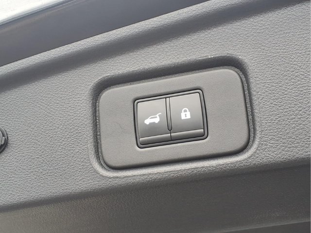 Used 2025 Nissan Pathfinder SL AWD/4WD image 22