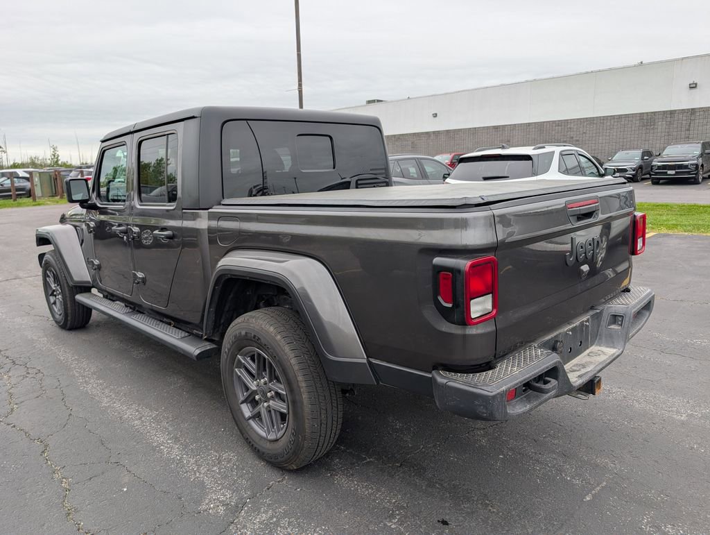 Used 2025 Jeep Gladiator Sport AWD/4WD image 6